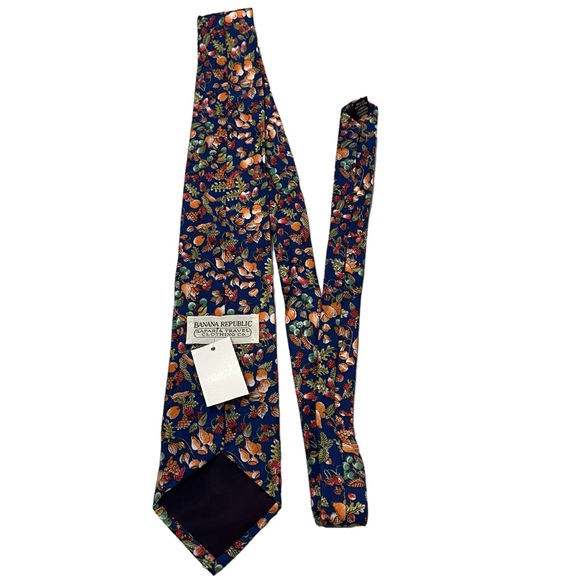 NWT, Vintage Banana Republic Safari & Travel Clothing Co Men's Cotton Floral Tie - Picture 13 of 13